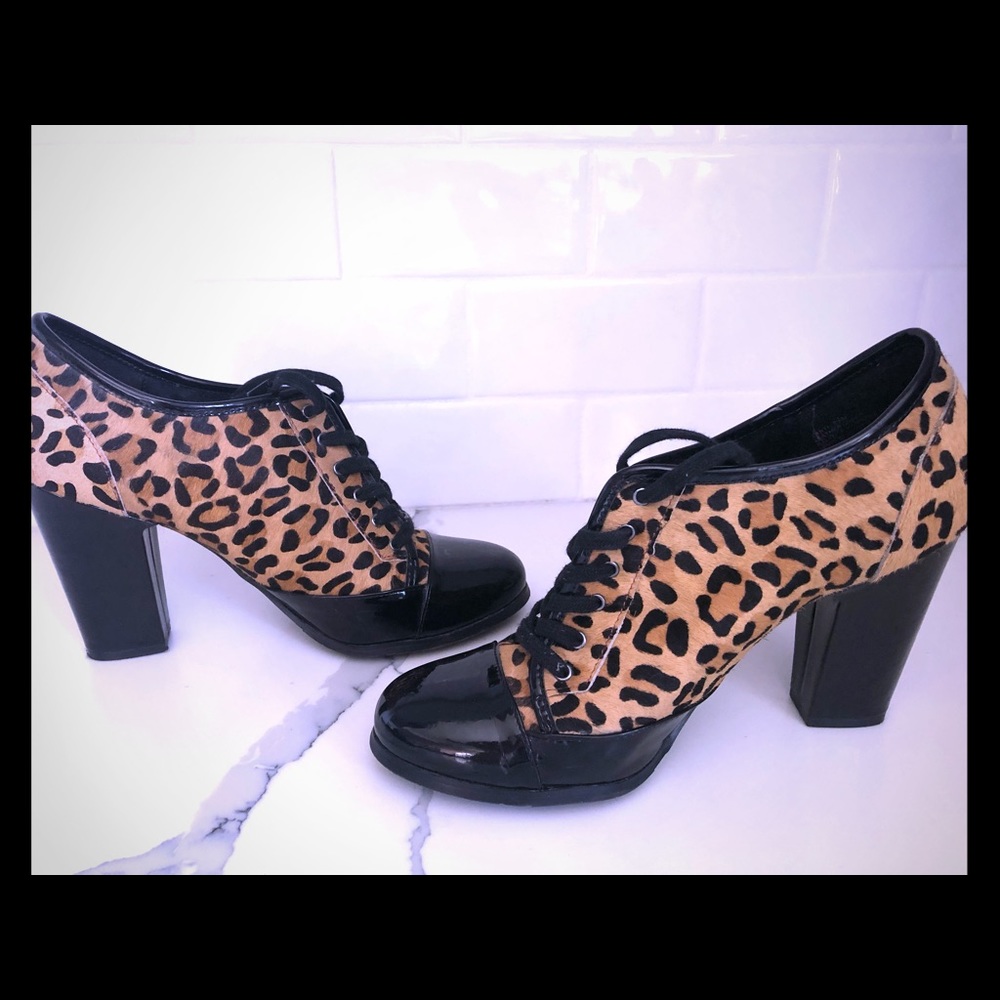 Leopard print lace-up booties